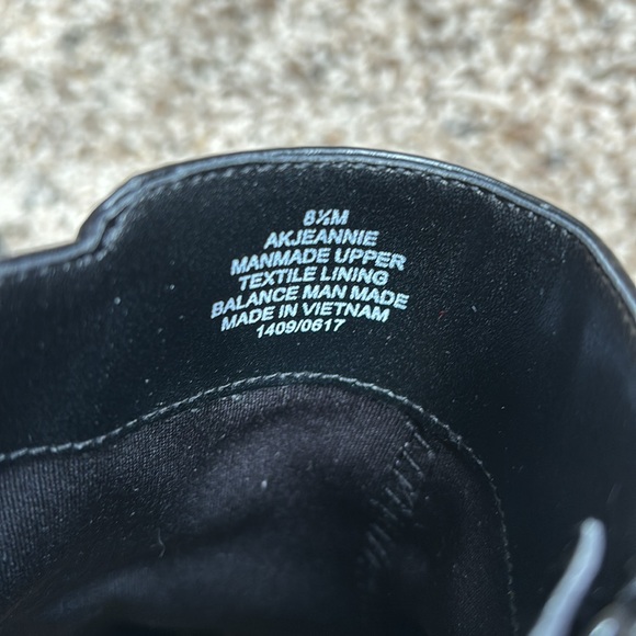 Anne Klein Boots - Picture 6 of 9